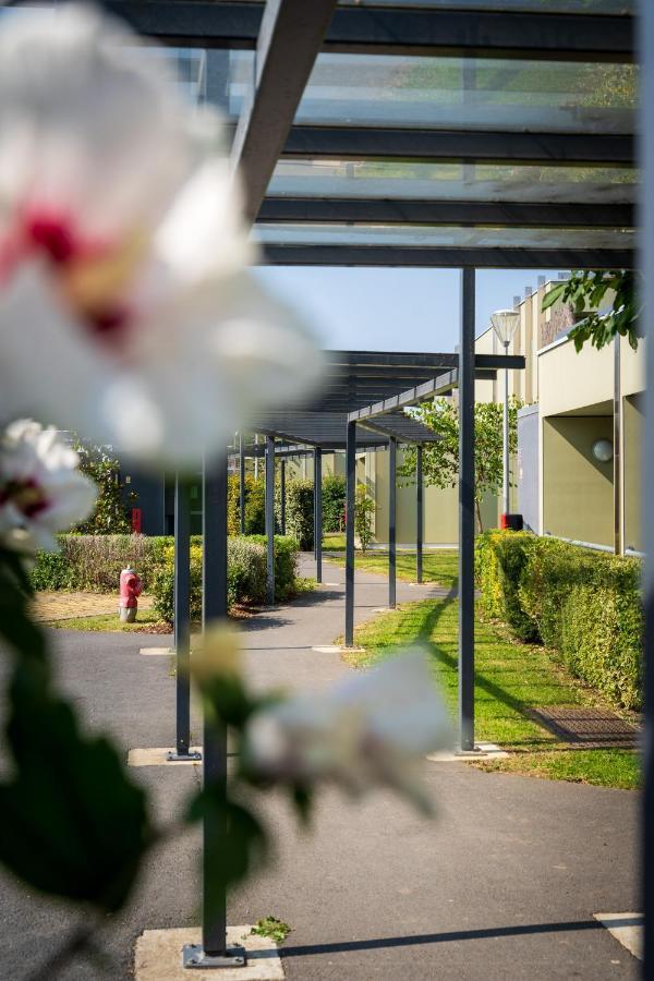 Hotel Libera Caen Colombelles Eksteriør billede
